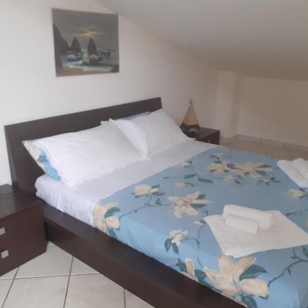 Etna Mare Apartment Mascali Bagian luar foto