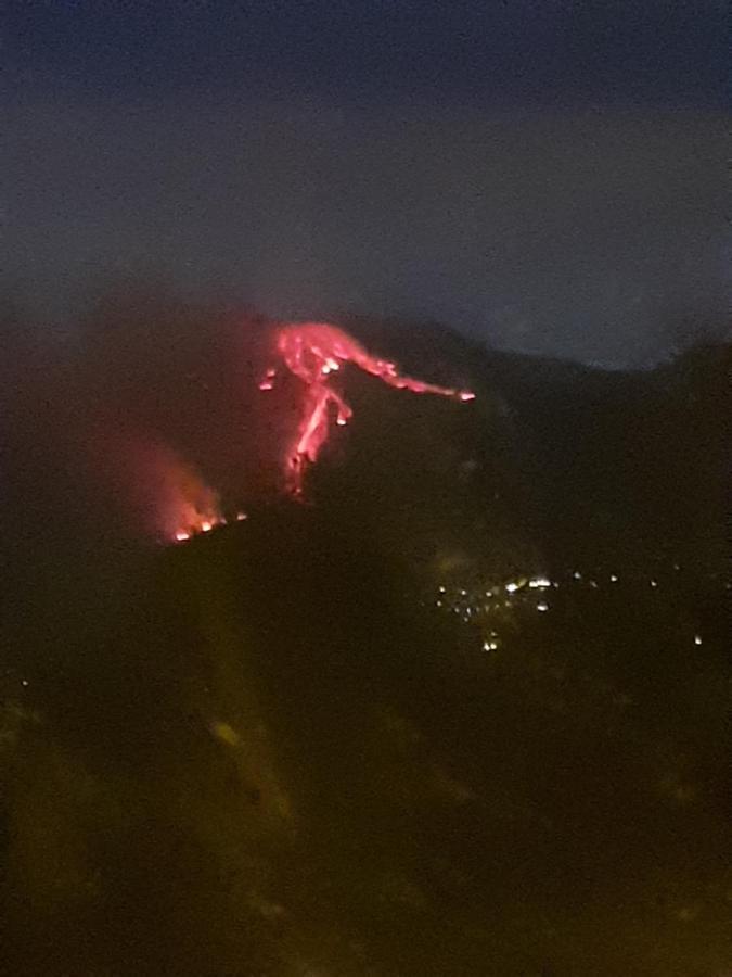 Etna Mare Apartment Mascali Bagian luar foto