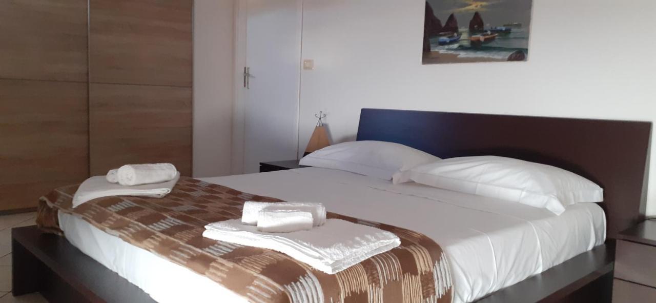 Etna Mare Apartment Mascali Bagian luar foto